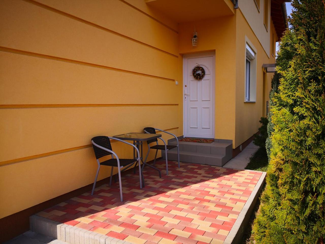 Salve Apartment Heviz Exterior foto
